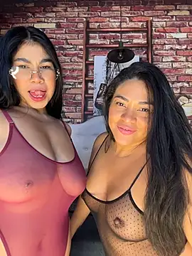 Chat +18 de SmileyBabeXXX ao vivo