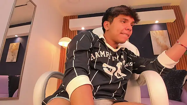Thiago_Knox Adlı Modelin Canlı XXX Sohbeti