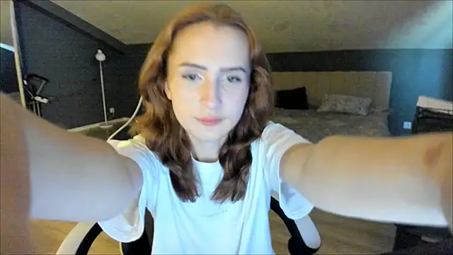 Ari_mon - 3 fingers in the pussy