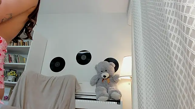 Valerievoss - Squirt Show !!!