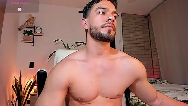 Josseph1_ Adlı Modelin Canlı XXX Sohbeti