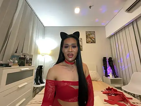 XXX chat uživo modela MistressViper28