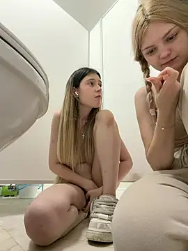 Nancy_chancy - open door + Elsa boobs bounce in bra💥