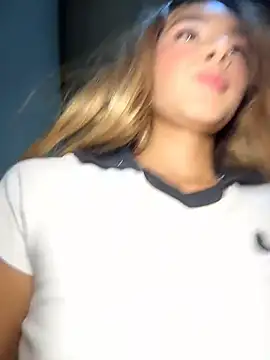 Chat +18 de Natalia__vidal ao vivo
