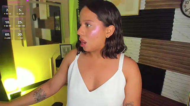 ZaraBlazze1 - 🔥Handjob + eye contact🔥