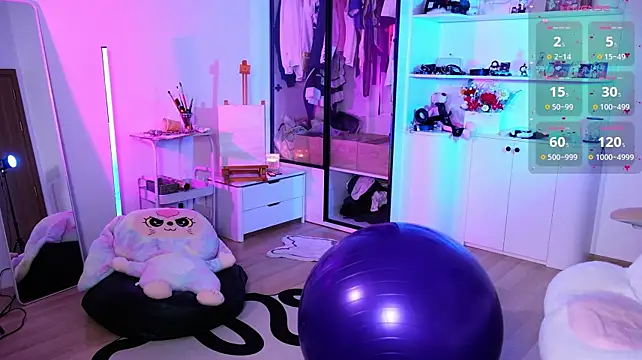 HolliWould_ – Naživo XXX chat