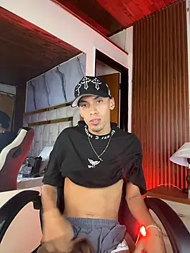 MateoMontalvo – Naživo XXX chat