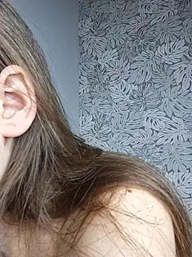 Olivia_OliV - 2 finger in pussy🥵💦
