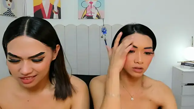 XXX chat uživo modela MirandaSterling