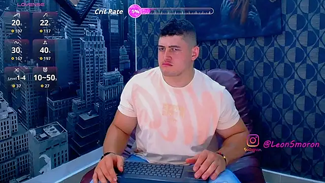 Leonsmoron's Live XXX Chat