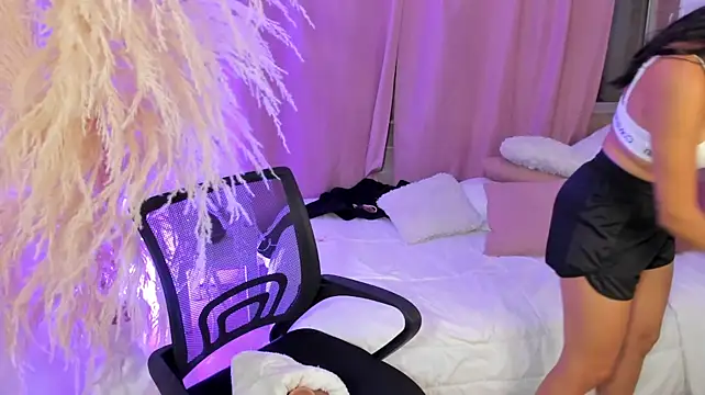 Lucia_brown1 - Show tits with oil