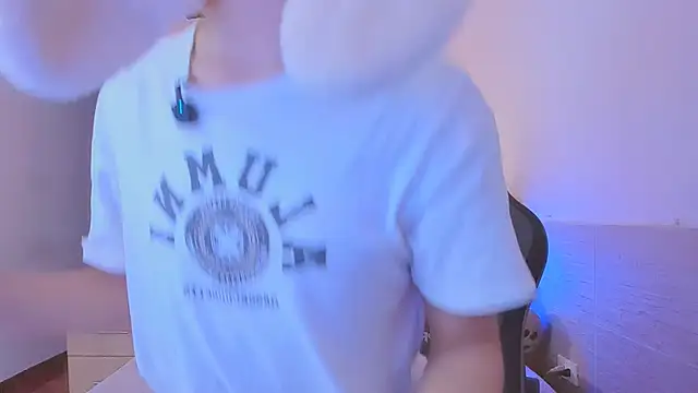 XXX chat uživo modela Sweet_Allan