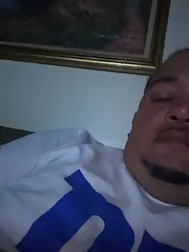 bigtio11 Chat XXX live