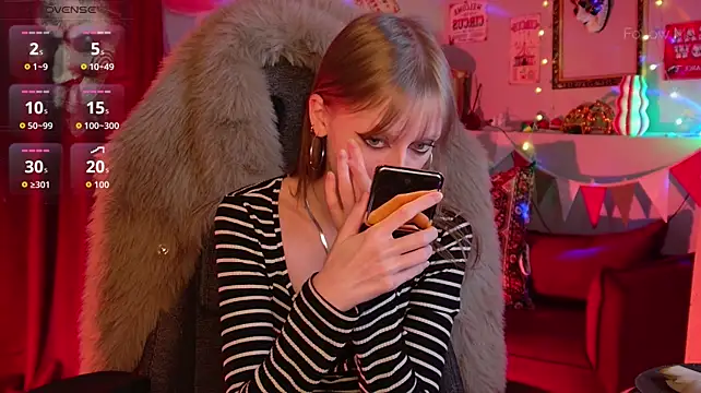 KiraMontoya Live XXX-Chat