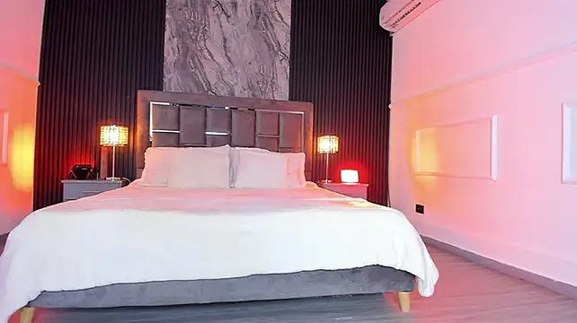 Laureenwells Chat XXX live