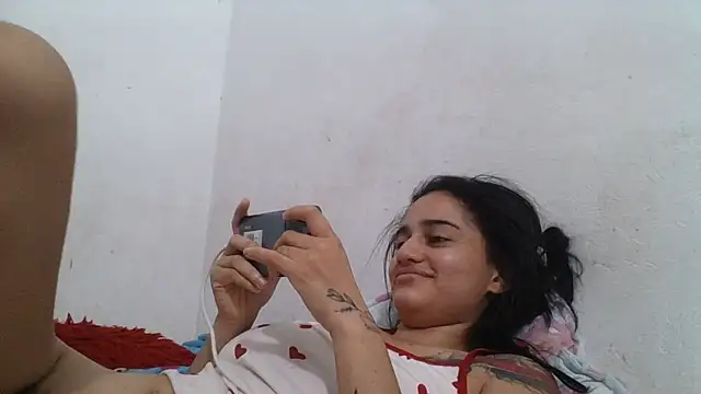 girl_tits' Live XXX Chat