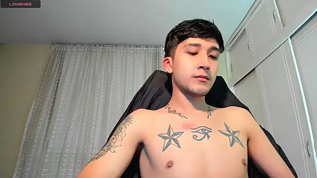 Chat XXX en directo de tom_Howard