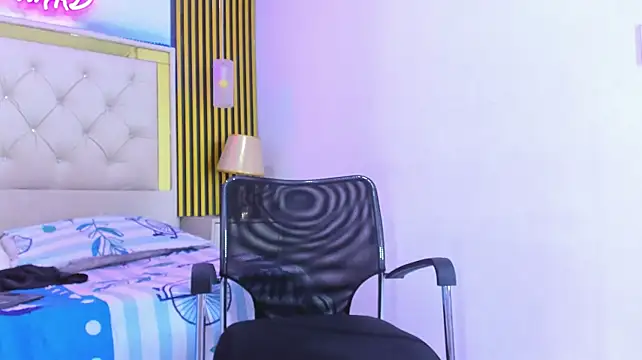 XXX chat uživo modela JustinSecret