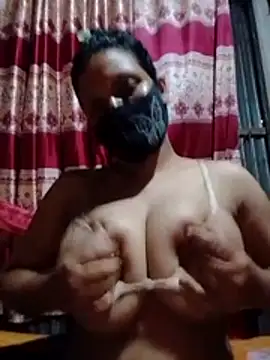 Ripa- লাইভ XXX চ্যাট