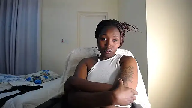 YuYuNoir Live XXX-Chat