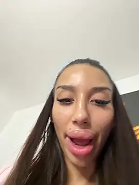 BlueEyes_BB - Let me gag on your DICK!