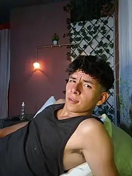 ZaneHoward Live XXX-chat