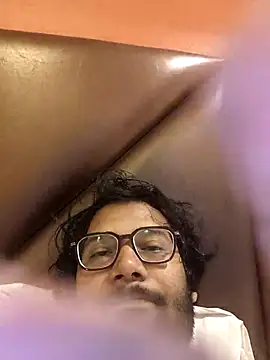 UAjit Obrolan Langsung XXX
