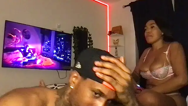 Remi2freaki Webcam Show