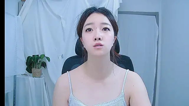 XueLi1902のライブXXXチャット