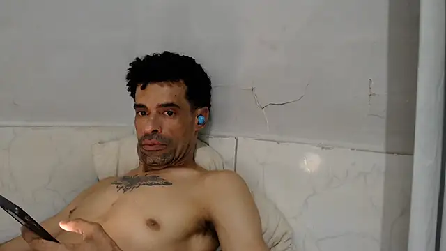 brb8tor Chat XXX live