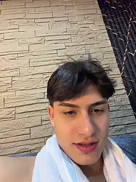 Lander_Cruz XXX чат на живо