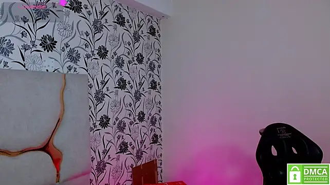Chatroom XXX en direct de ALESSIA_1TAY