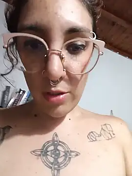 Chatroom XXX en direct de Melinerd