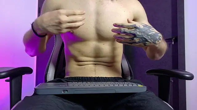 eren_jeager's Live XXX Chat