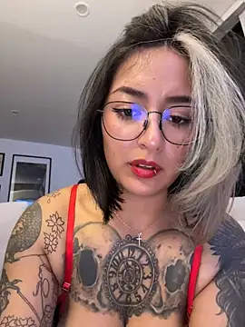 Rae_Lil_White - Fuck pussy with Dildo+1 finger ass🐈‍⬛