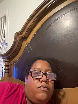 ebonyred's Live XXX Chat