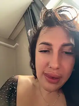 AleksandraRich Adlı Modelin Canlı XXX Sohbeti