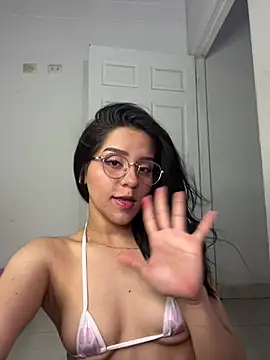 Trixie_pop লাইভ XXX চ্যাট