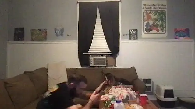 Živý XXX chat HighOffCandy