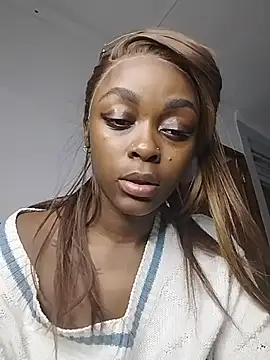 XxTatiannaxx - WHIP THAT ASS IN 🐕 POSITION