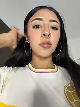Mirandaa_Rogers' Live XXX Chat