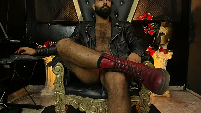 BeardAndrew live XXX chat