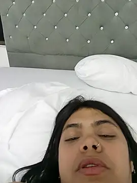 luxuryluna XXX чат на живо