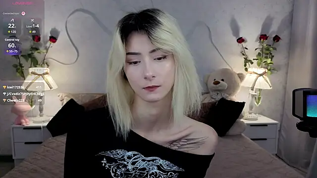 Kittysocutie - striptease ;)