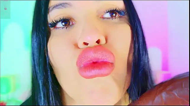 CharlootteEvans Chat XXX in diretta