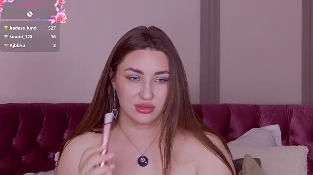 KiraBarlows - shake ass on cam
