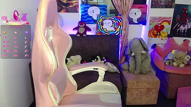 دردشة GamerCarrie الجنسية المباشرة