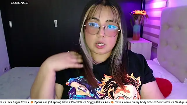 Czat XXX na żywo – yini_angel
