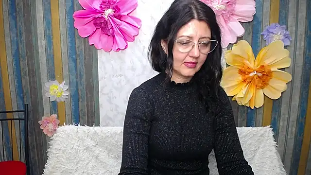 RoseHille's Live XXX Chat