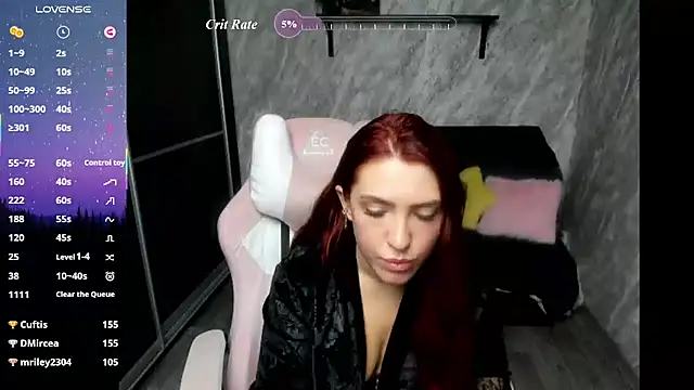 צ'אט XXX בשידור חי של Reginasmilee